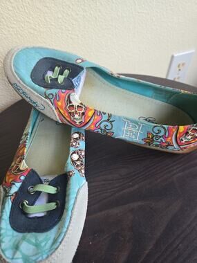 Women’s Ed Hardy Skull Graphic Slip-On Sneaker Eyelet Shoes Canvas 9